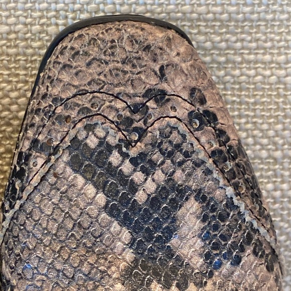 FOOTJOY LOPRO GOLF SHOES WOMENS SIZE 7 SNAKE PRINT MEDIUM #97022 - Picture 2 of 13